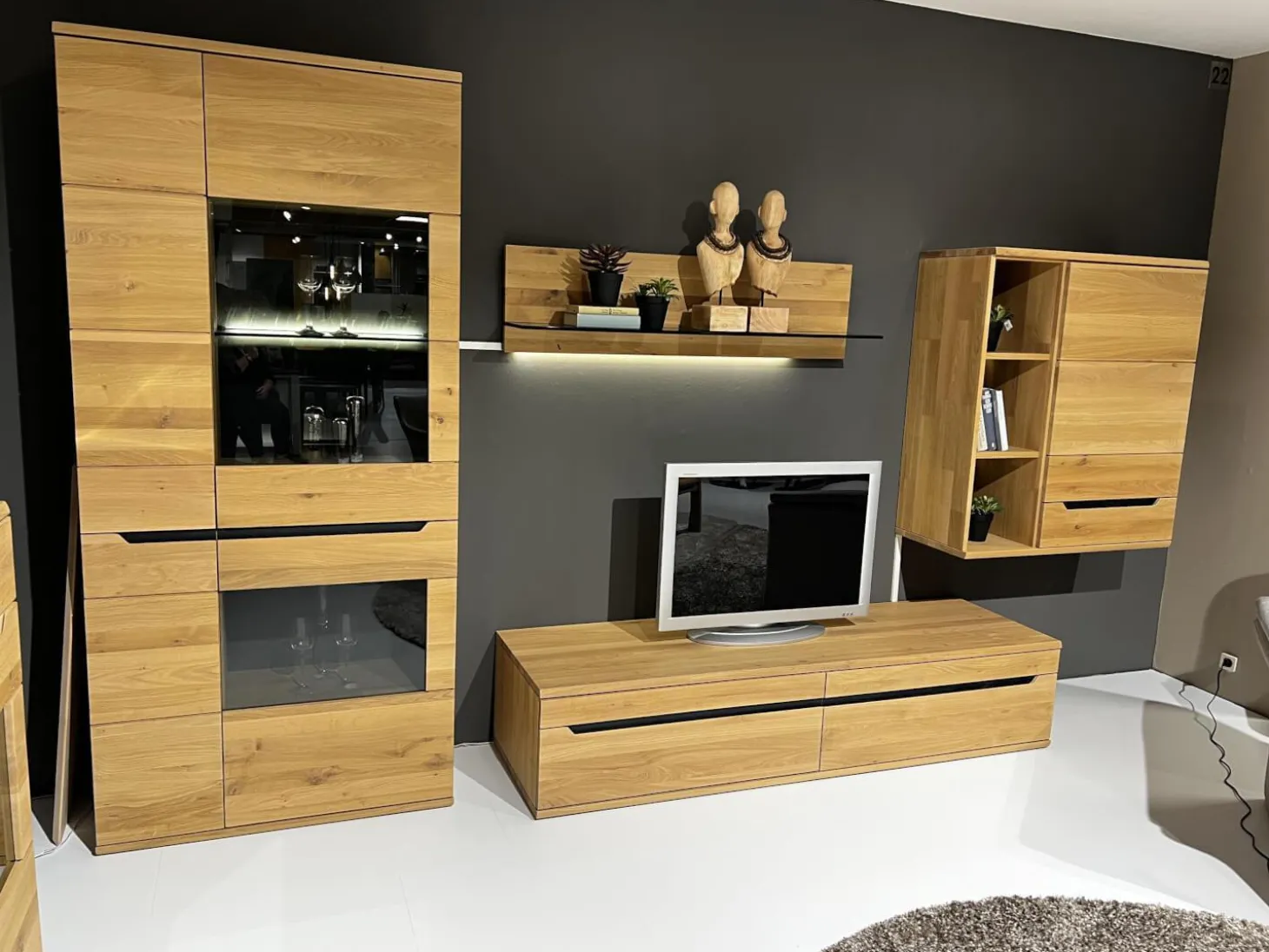 Anbauwand Ameno Wildeiche Massiv Bianco Geölt Inklusive LED Beleuchtung