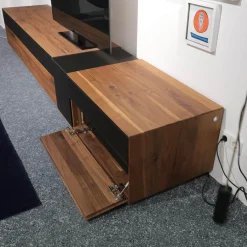 Anbauwand NW 770 Amerikanischer Kernnussbaum Massiv Soft Gebürstet