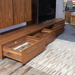 Anbauwand Sipario Nussbaum Hängeelement und Wandpaneel