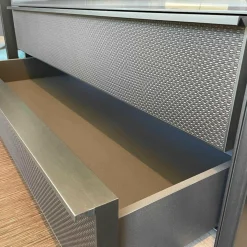 Ankleide Gliss Master Korpus Böden Rückwand aus Zirbelkiefer Silber mit Beleuchtung