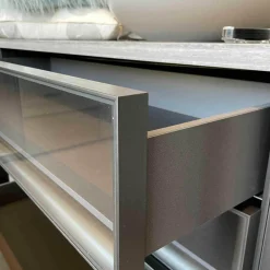 Ankleide Gliss Master Korpus Böden Rückwand aus Zirbelkiefer Silber mit Beleuchtung