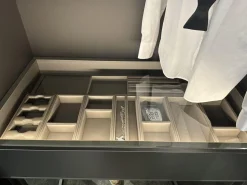 Ankleide Senzafine Fitted Melamin Ardesia Grau Türen Metallisch Lackiert Bronzo 23 Grau Anthrazit Mit Beleuchtung