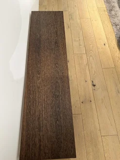 Anstelltisch Calder Platte Sucupia Furnier Gestell Metall Bronze