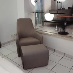 Armlehnsessel Foster 520 Mit Hocker Stoff Bahir 27 Timber 7651 Außen Saddle Leder Coffee