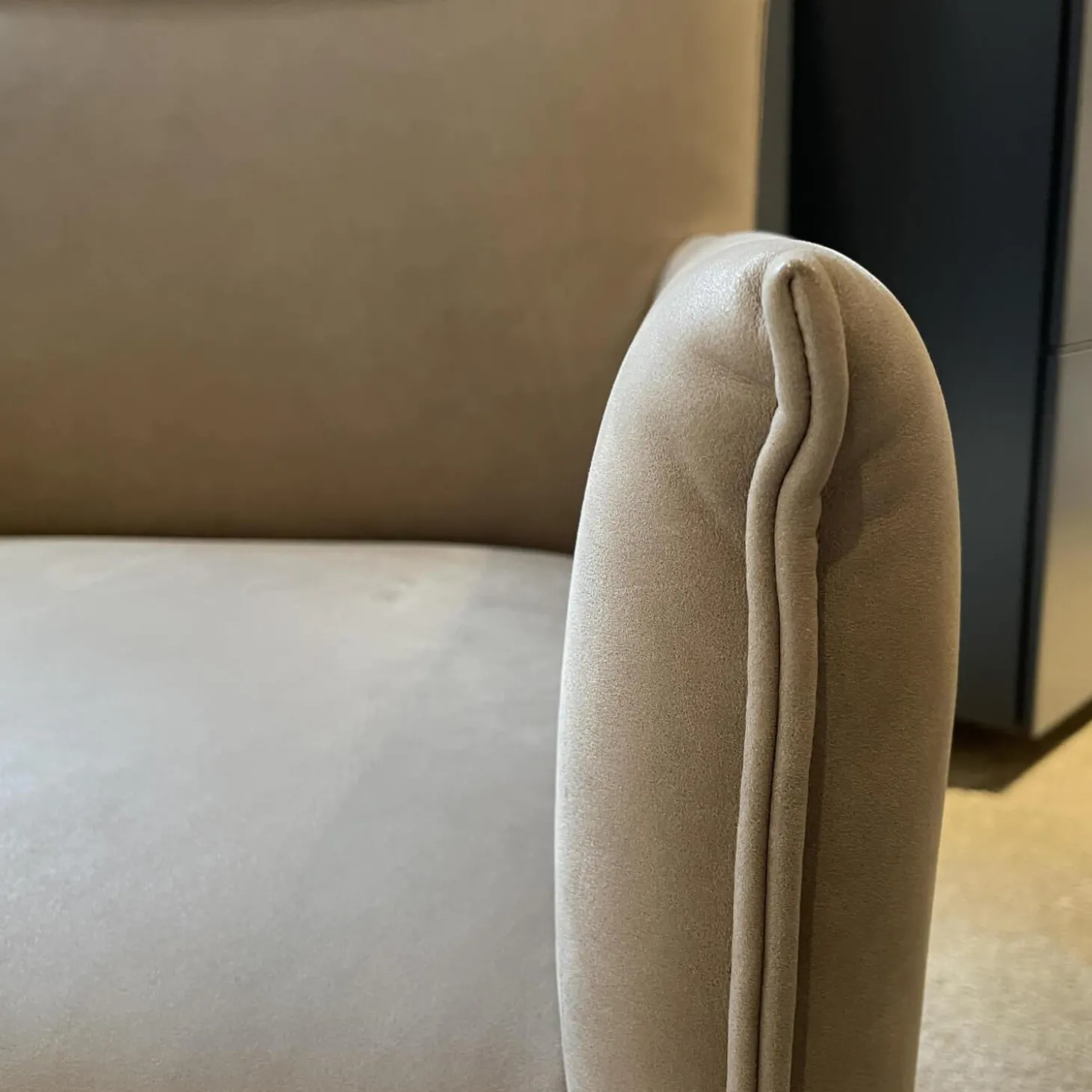 Armlehnsessel Turno Hoch Leder Velvet Inox Drehkreuz Struktur Schwarz Matt