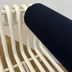 Armlehnstuhl 22 24 Gestell Gebogenes Stahlrohr Verkehrsweiß Weiß Pulverbeschichtet Mit Rückenrolle