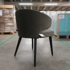 Armlehnstuhl Aston Bezug Hunt Dunkelgrau Gestell Massivholz Esche Lackiert Moka