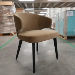 Armlehnstuhl Aston Bezug Hunt Braun Gestell Massivholz Esche Lackiert Moka