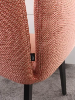 Armlehnstuhl Jalis Stoff 10071 Grapefruit Orange Rot Gestell Eiche Massiv Dunkel Lackiert Mit Kunststoffgleitern