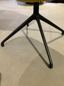 Armlehnstuhl Jona Stoff Brera U 3280 Gelb Gestell Fußkreuz Schwarz Drehbar