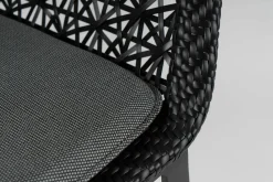 Armlehnstuhl Maia Geflecht Fiber Chestnut Grau Gestell Aluminium Manganese Grau Inklusive Sitzkissen Terain Laminate 257