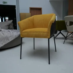 Armlehnstuhl Milo Leder Glove Dolphin Stoff Lisboa Col. 20 Gestell Metall Anthrazit M23