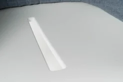 Armlehnstuhl Ria 7603 Geflecht Erfoud River Range 3 Gestell Aluminium Weiss Mit Gesteppter Rückenlehne