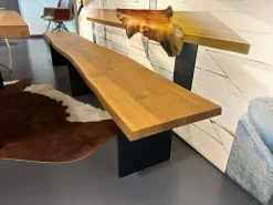 Bank 3100 Eiche Astig Braun Pigmentiert Waldkante Gestell Rohstahl Mit Arbeitsspuren