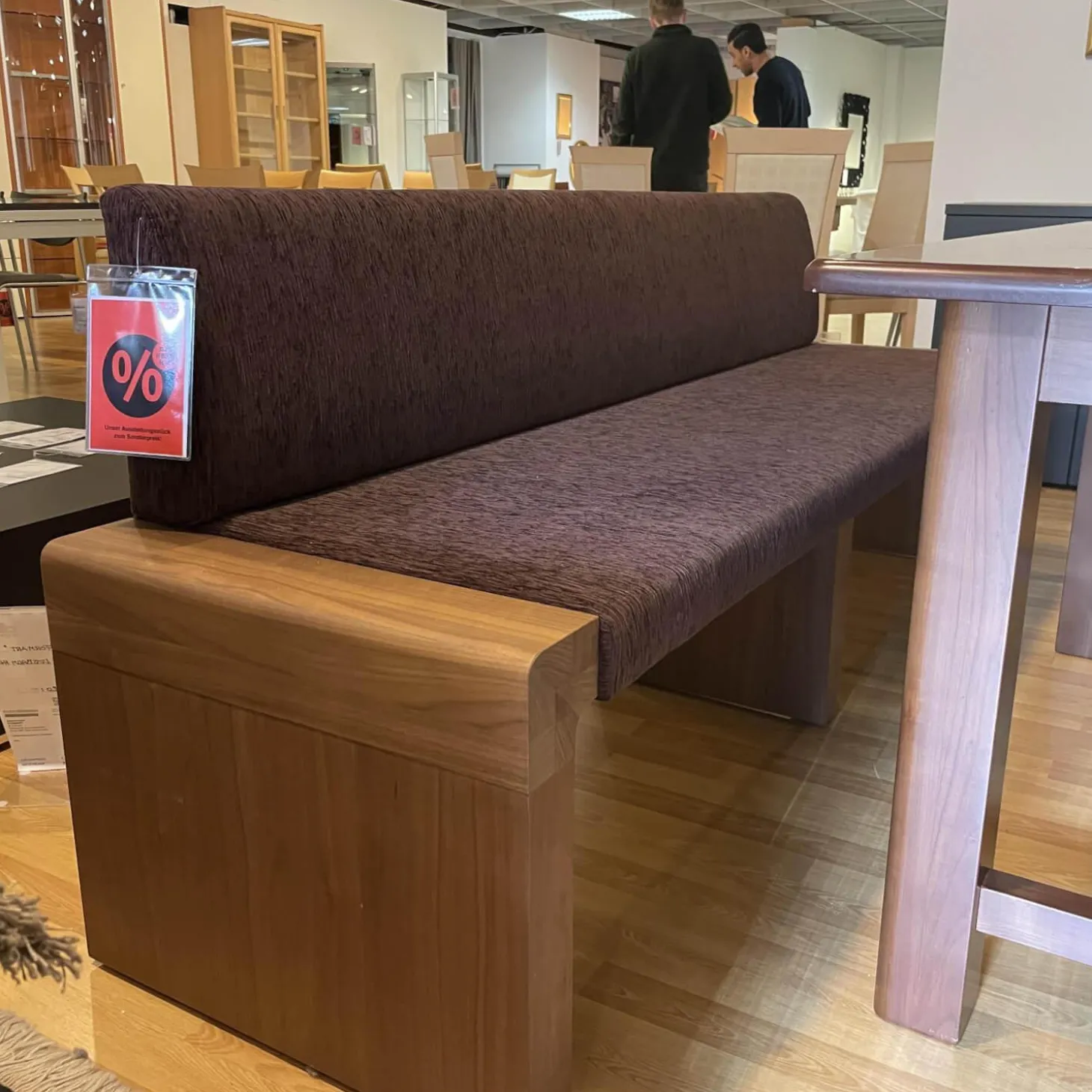 Bank Etra 313105 Bezug 92H001 Gestell Nußbaum Gebeizt 55