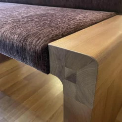 Bank Etra 313105 Bezug 92H001 Gestell Nußbaum Gebeizt 55