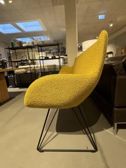 Bank Jona 240 Stoff Brera U 3280 Gelb Drahtuntergestell Schwarz