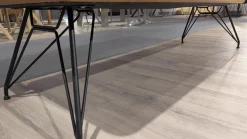 Bank Rosey Leder C-Classic Pepper Anthrazit Stativgestell Schwarz