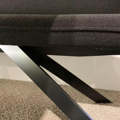 Bank Stoff Schwarz Gestell Metall