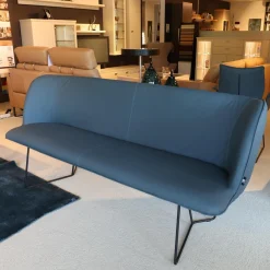 Bank Urbino Bezug Leder Toledo Whale Blau Grau Füße Stahl Pulverbeschichtet Schwarz