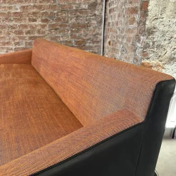 Bank William Innen Stoff Tekla Mandarin F Orange Außen Leder Nappa Stahlblau Schwarz Füße Buche Schwarz