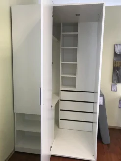 Begehbarer Eck-Kleiderschrank Modell ROOM X Reinweiß Kunststoff Melaminharzoberfläche Inklusive Beleuchtung