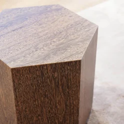 Beistelltisch Aeron Sechseckig Nerzfarbig Getöntes Sucupira Furnier Höhe 34cm