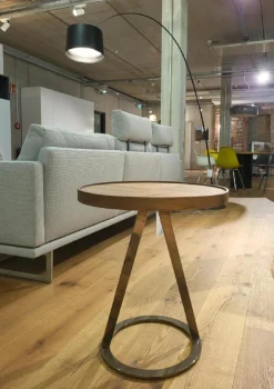 Beistelltisch Bipede MDF Nussbaum Furniert Gestell Metall Schwarz Verchromt