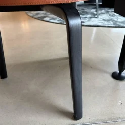 Beistelltisch Fiorile Platte Leder SC 75 Cognac Braun Gestell Esche Wengefarbig 32 Schwarz Gebeizt Und Lackiert Mit Schublade Ahornholz 65