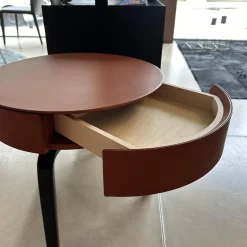 Beistelltisch Fiorile Platte Leder SC 75 Cognac Braun Gestell Esche Wengefarbig 32 Schwarz Gebeizt Und Lackiert Mit Schublade Ahornholz 65