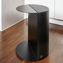 Beistelltisch Hoch 61 Bezug Leder 28 Living 11 Black Gestell Stahl Schwarz Beschichtet