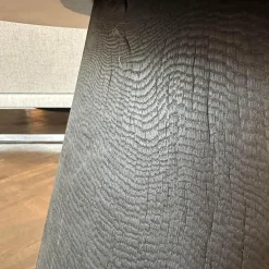 Beistelltisch Ivy Platte Naturstein Weiß Poliert Massivholzkegel Brandeiche Schwarz Geölt