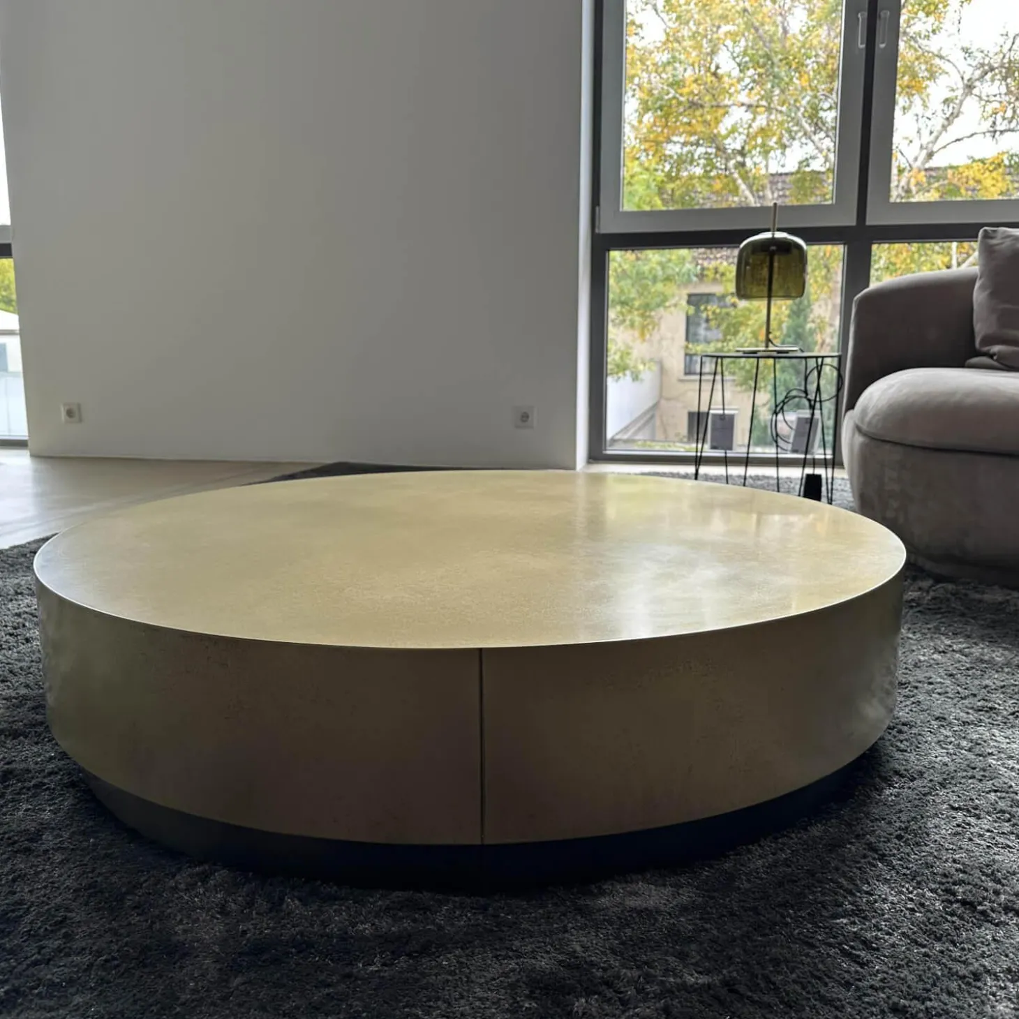 Beistelltisch Loren Klein Platte Antikiertes Messing Basis Brünierter Messing