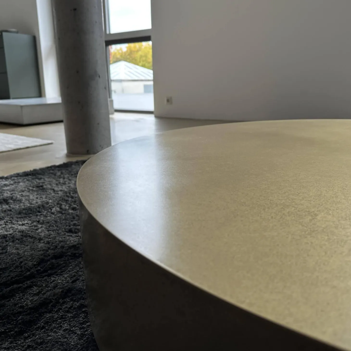 Beistelltisch Loren Klein Platte Antikiertes Messing Basis Brünierter Messing