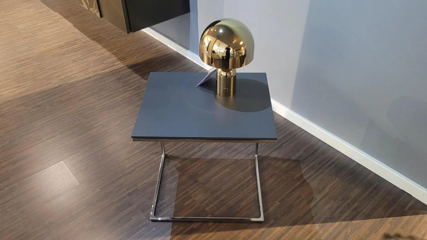 Beistelltisch Mell 2810 Platte M21 Lack Anthrazit Metallgestell Verchromt