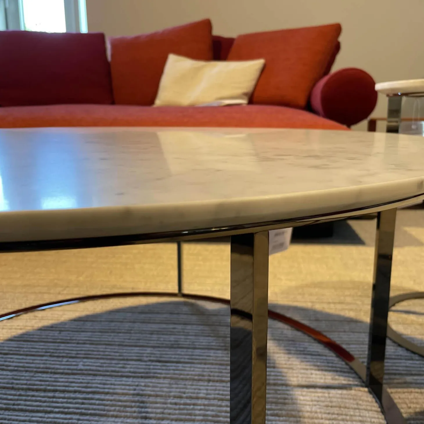 Beistelltisch Mera Durchmesser 60cm Marmor Weiß Gestell Schwarz Verchromt