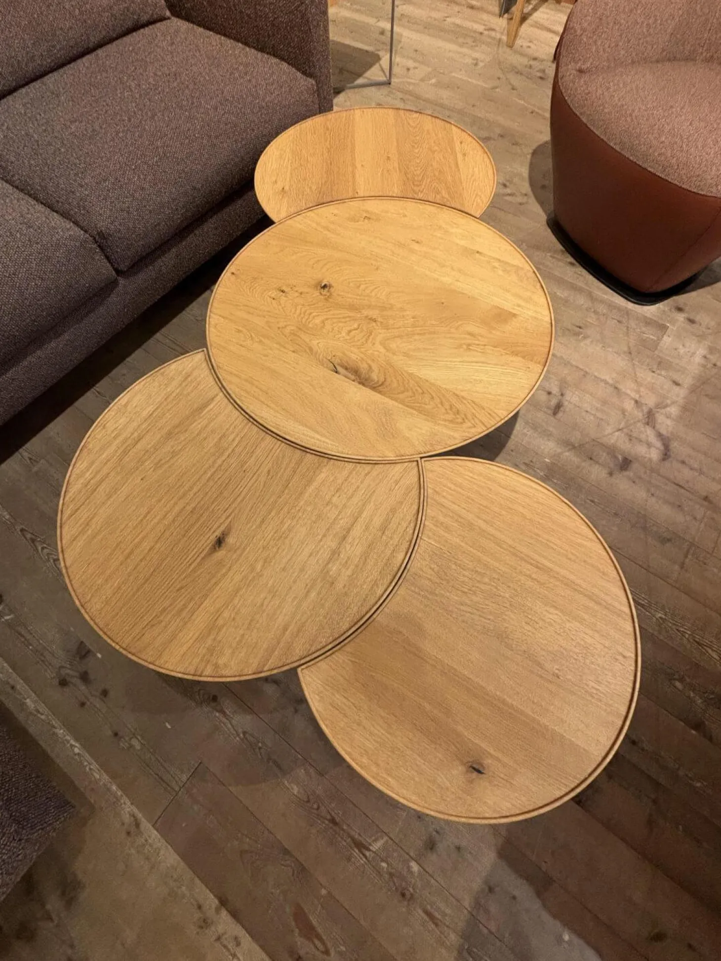 Beistelltisch Set Sichel Platten Knorrige Eiche Natur Geölt Gestell Rundstahl Schwarz Pulverbeschichtet