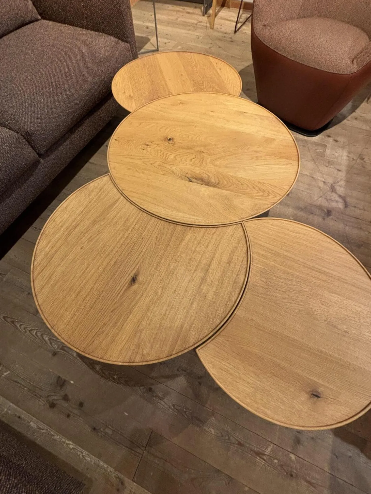 Beistelltisch Set Sichel Platten Knorrige Eiche Natur Geölt Gestell Rundstahl Schwarz Pulverbeschichtet