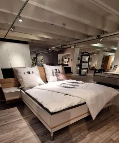 Bett Concept me Artisan Eiche Nachbildung mit 2 Nachtischen ohne Lattenrost ohne Matratzen