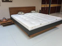 Bett Riletto Massivholz Nussbaum Lederbettseiten L7 Anthrazit Mit 2 Konsolen Ohne Matratze Und Lattenrost