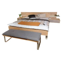 Bettanlage Mira 4 0 Wildeiche Massiv Geölt Designfuß Lack Silber Mit 2 Nachtkonsolen 1 Bettbank Und Beleuchtung Ohne Matratze Ohne Lattenrost