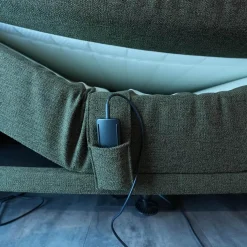 Boxspringbett Atlanta 0514238 Stoff 9153 Grün Kopfteil 3 Steppung Kachel Füße Schwarz Mit Fernbedienung Und Matratze