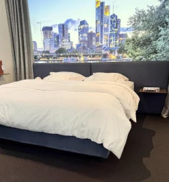 Boxspringbett Basis 25B Stoff Nils 450 Denim Mit Keder Grau Kopfteil Paio Leder Provence Schoko Braun Füße Buche Mit Matratze