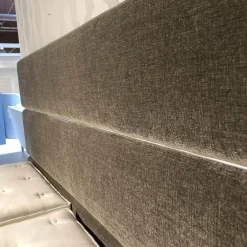 Boxspringbett Full Set Stoff Braun mit motorischer Kopf- und Fußverstellung Inklusive Matratzen