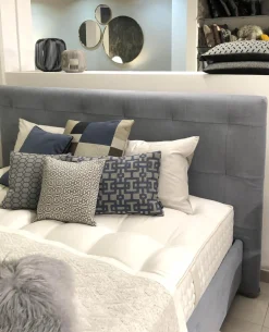 Boxspringbett Gala Rahmen 28M 3B Stoff Nils 440 Sky Grau Blau Kopfteil Quadro Füße Eiche Wenge Inklusive 2 Matratzen Divina