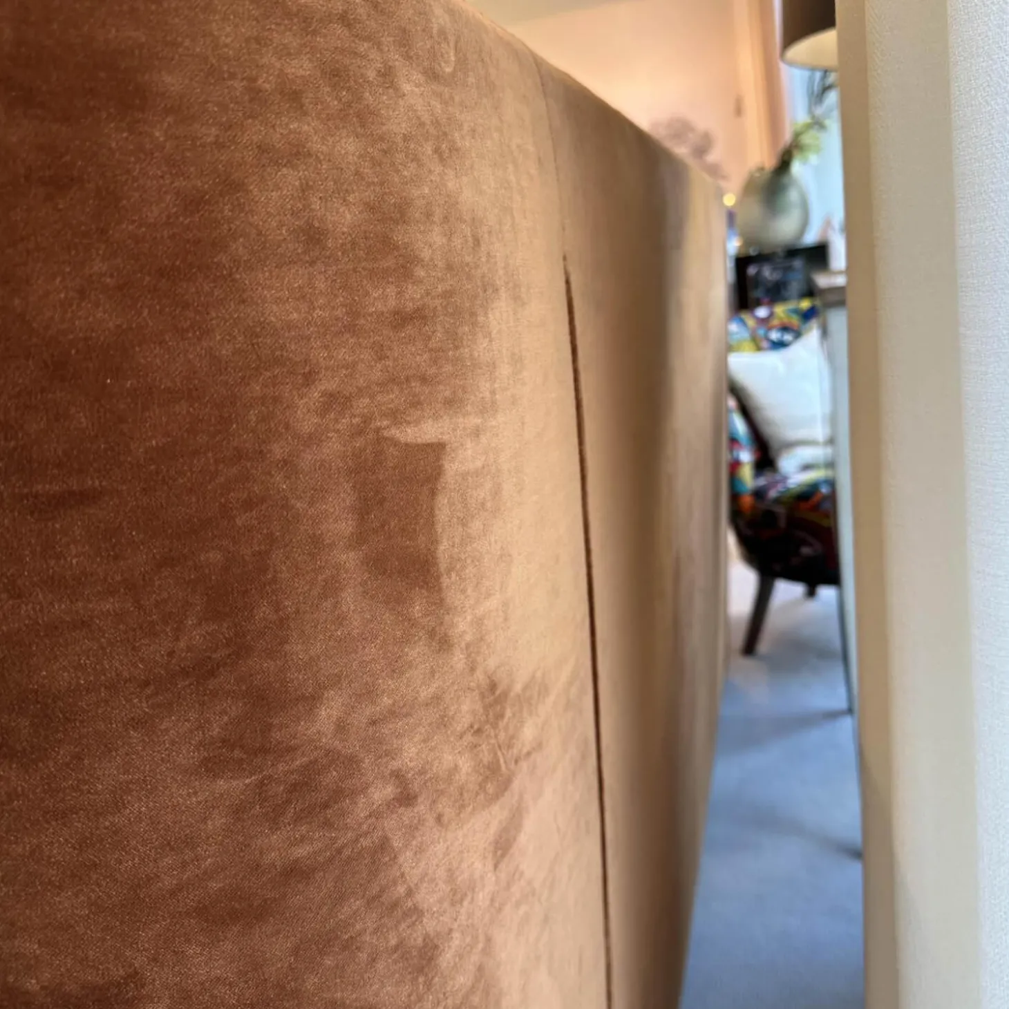 Boxspringbett Polo Stoff Velours City Velvet Reloaded Kupfer Orange Mit Blindfüßen