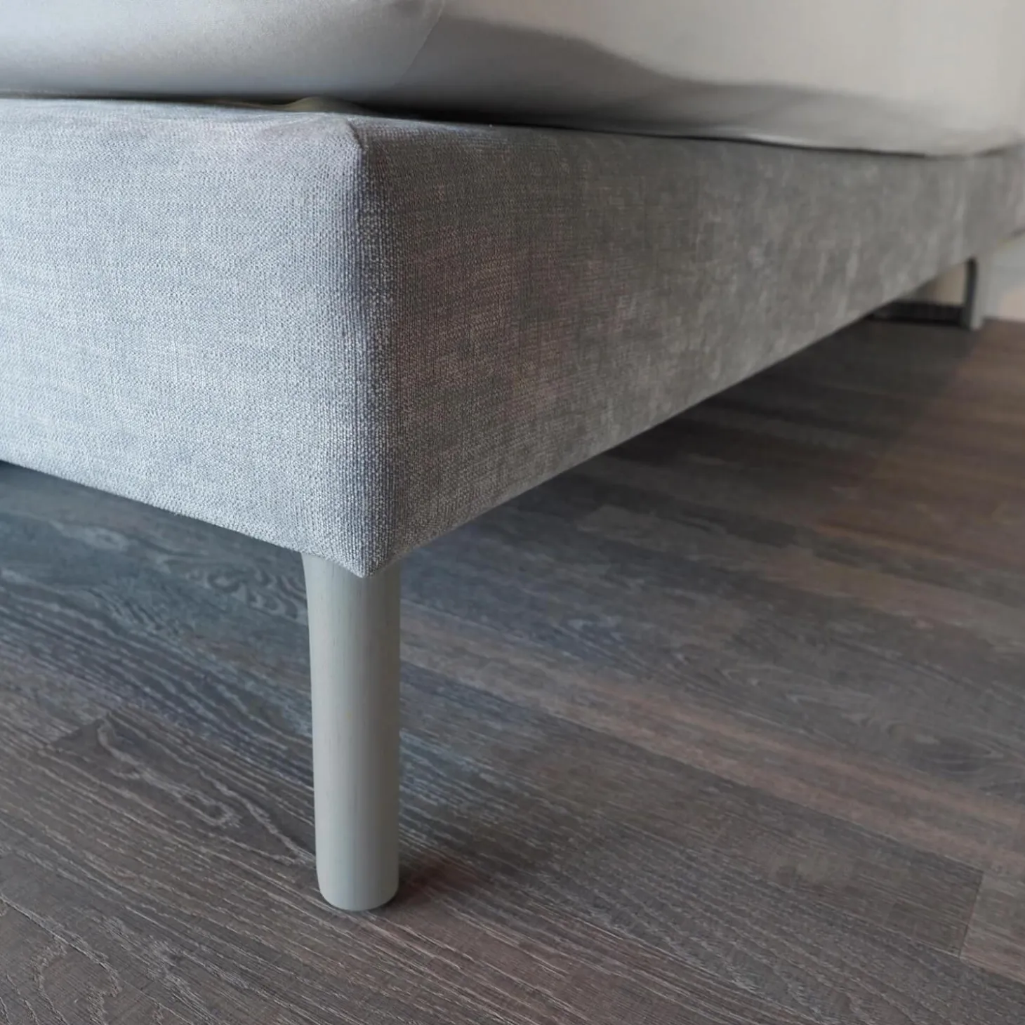 Boxspringbett Slow 19 Stoff Tin 705 Grau Fuß Holz Grau ohne Matratzen
