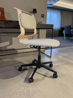 Bürodrehstuhl Kids Polsterung Stoff Ripley 101 Grau Rücken Eiche Weißgeölt Drehgestell Schwarz