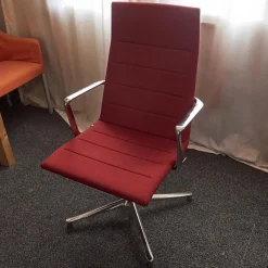 Bürostuhl Valea Elle Bezugsstoff Swing 806 Rot Vierfuß Kreuz Gestell Verchromt Mit Hohem Rücken