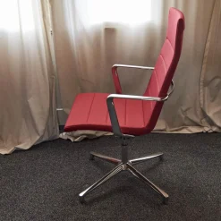 Bürostuhl Valea Elle Bezugsstoff Swing 806 Rot Vierfuß Kreuz Gestell Verchromt Mit Hohem Rücken